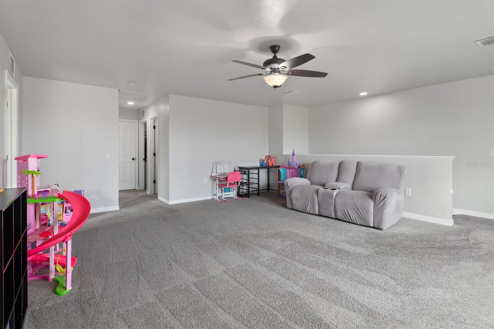 Image 29 of 59 For 2352 Marton Oak Boulevard