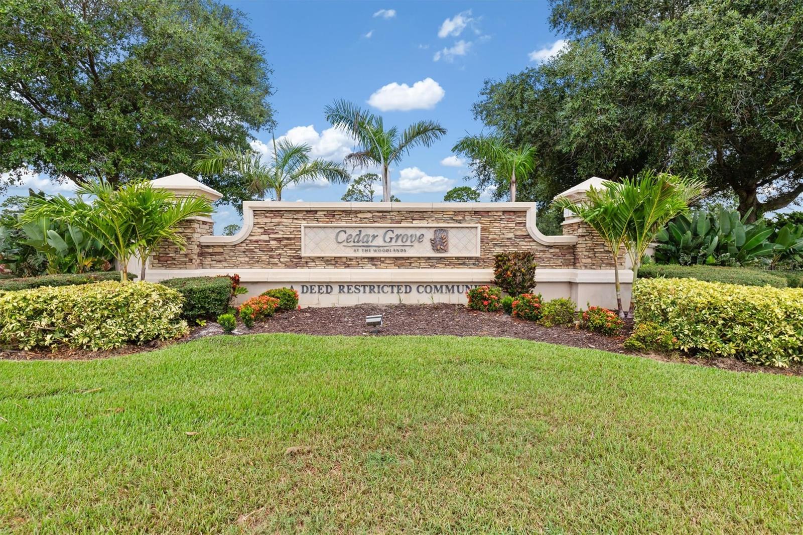 Image 3 of 59 For 2352 Marton Oak Boulevard