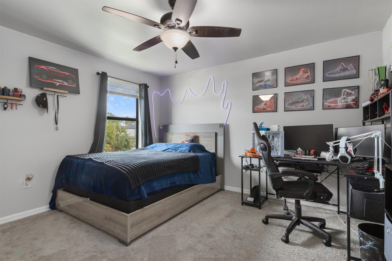 Image 35 of 59 For 2352 Marton Oak Boulevard