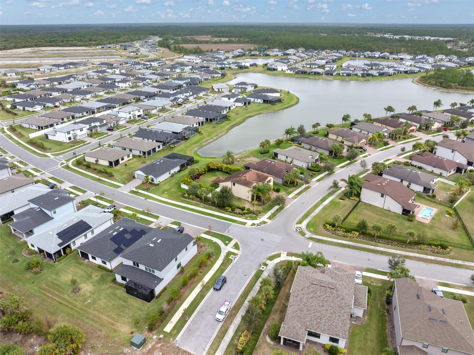 Image 51 of 59 For 2352 Marton Oak Boulevard