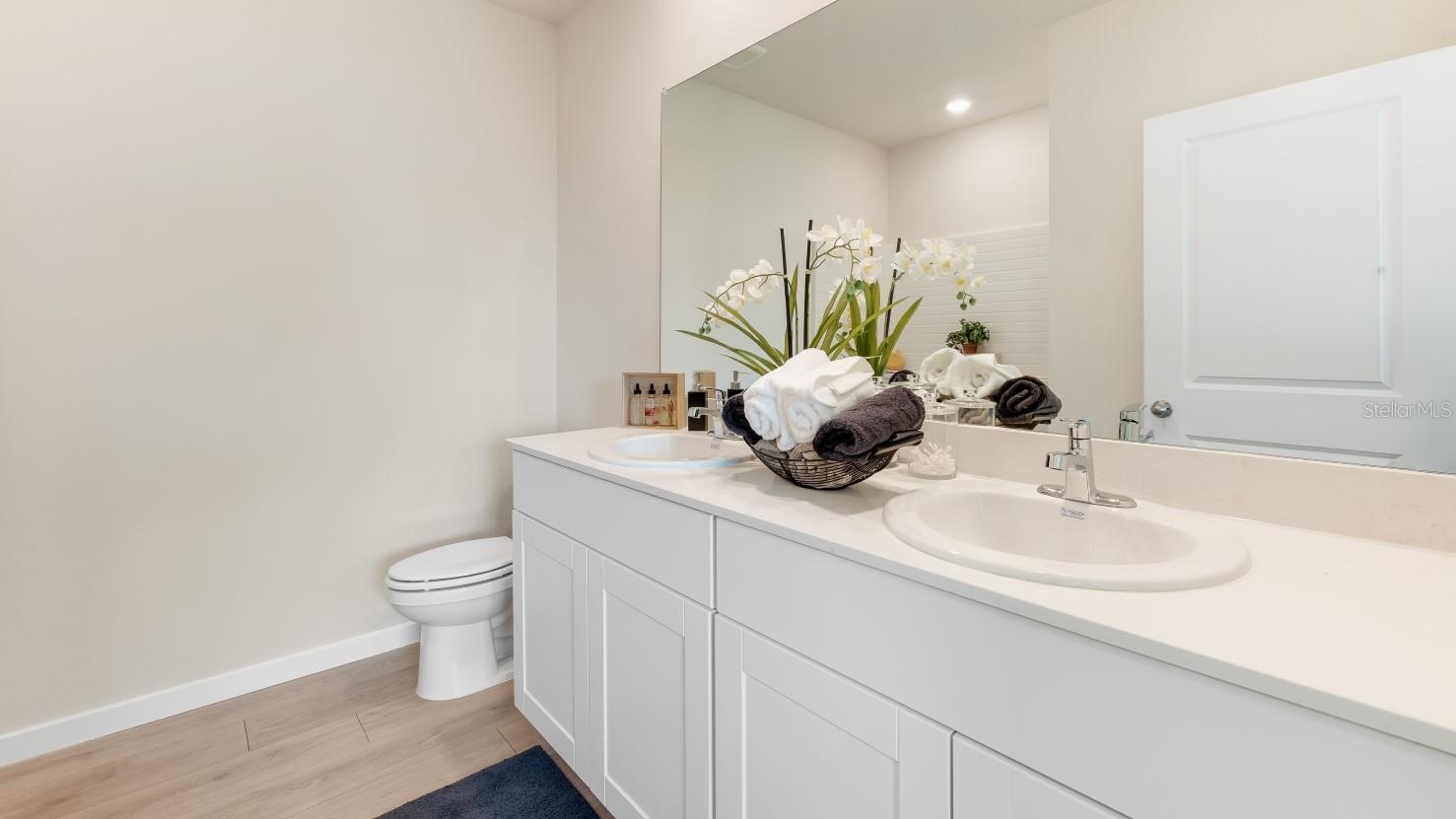 Image 12 of 43 For 16354 Bridle Ridge Street