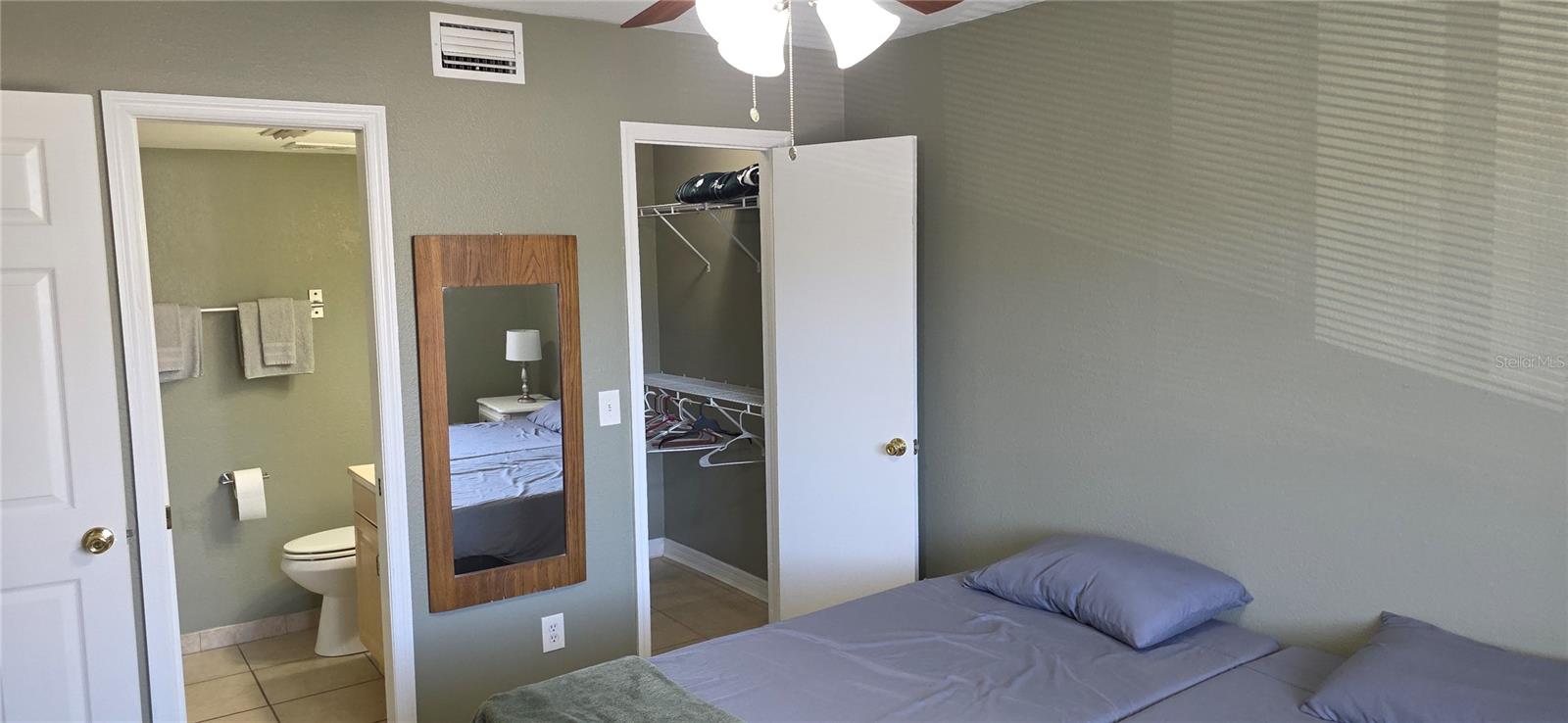 Image 22 of 27 For 22523 Westchester Boulevard 201e