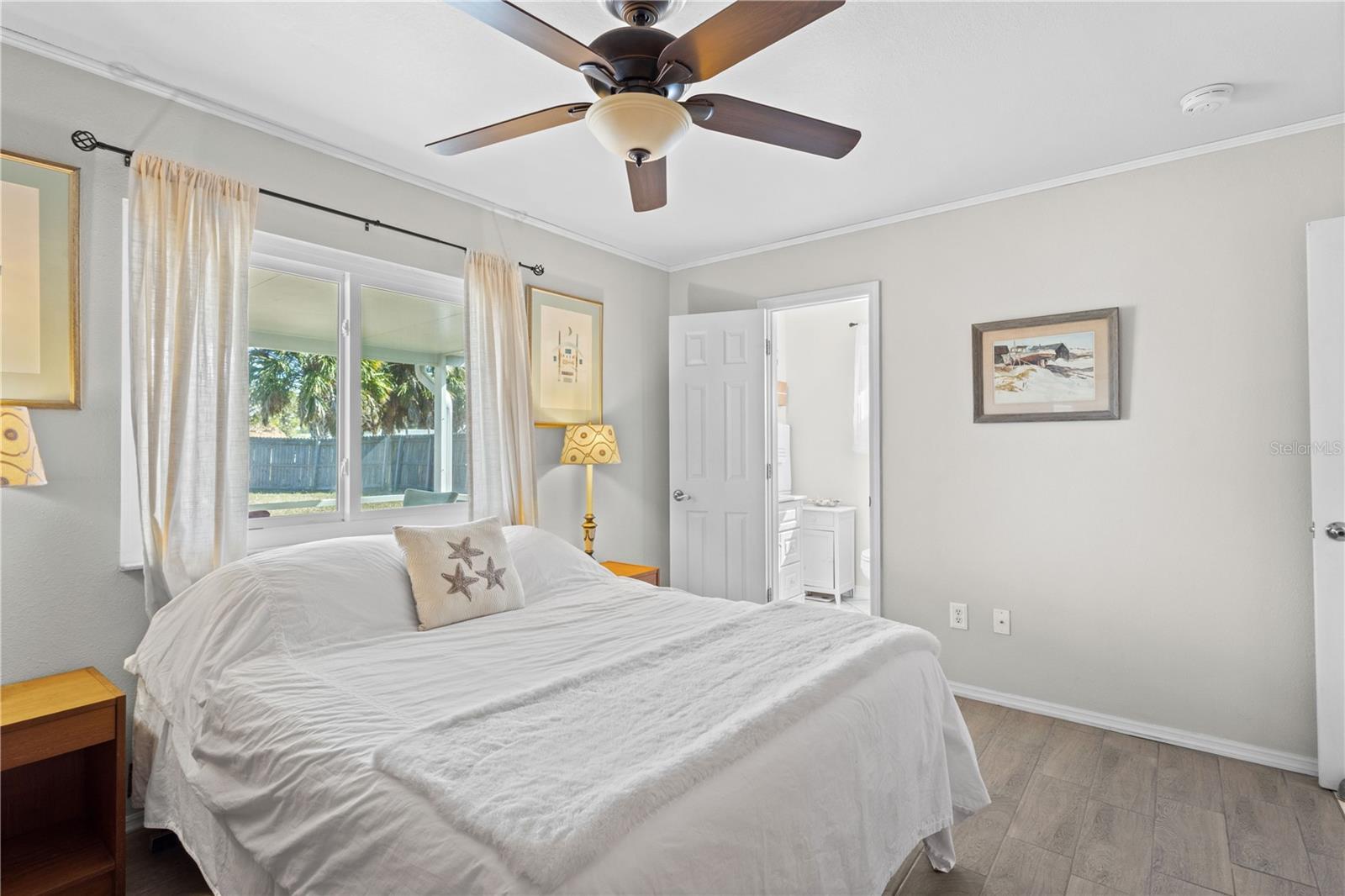 Image 21 of 29 For 6069 Myrtlewood Road