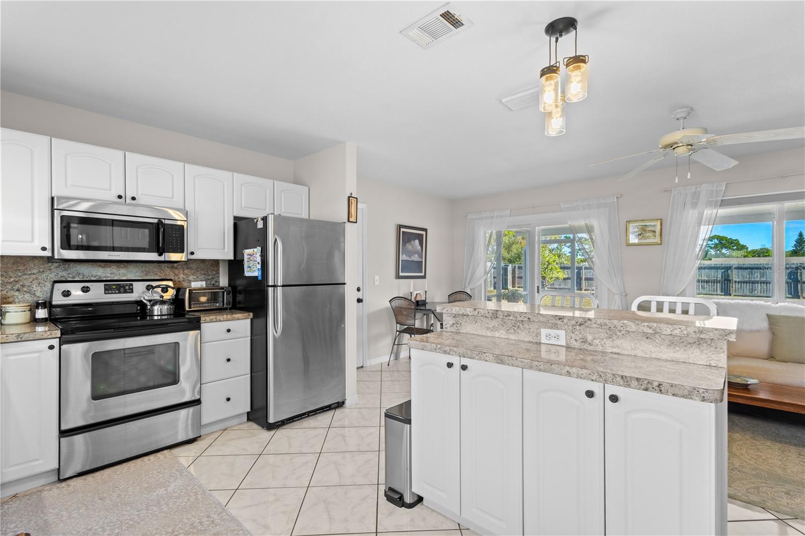 Image 8 of 29 For 6069 Myrtlewood Road