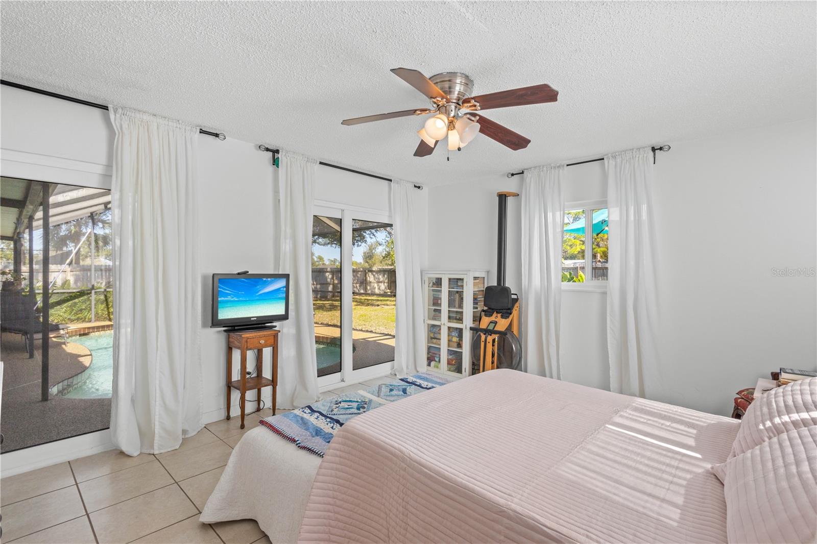 Image 13 of 37 For 6057 Myrtlewood Road