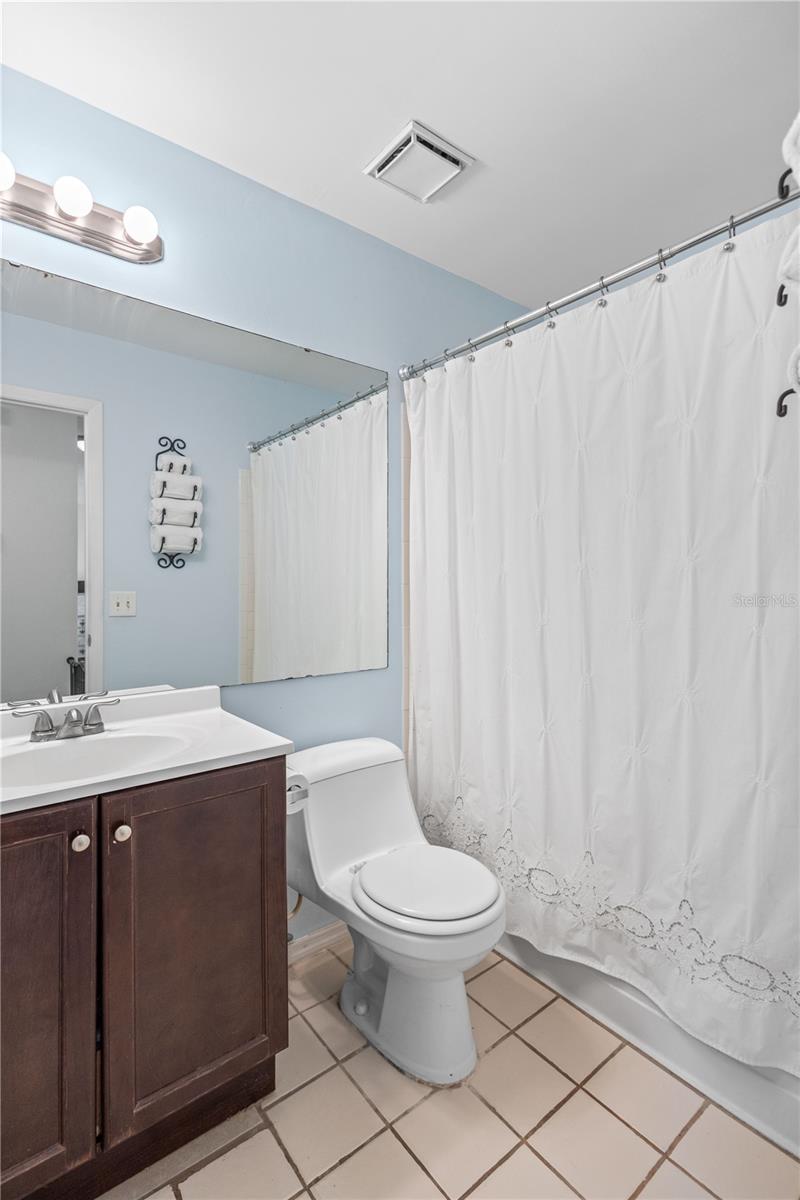 Image 18 of 37 For 6057 Myrtlewood Road