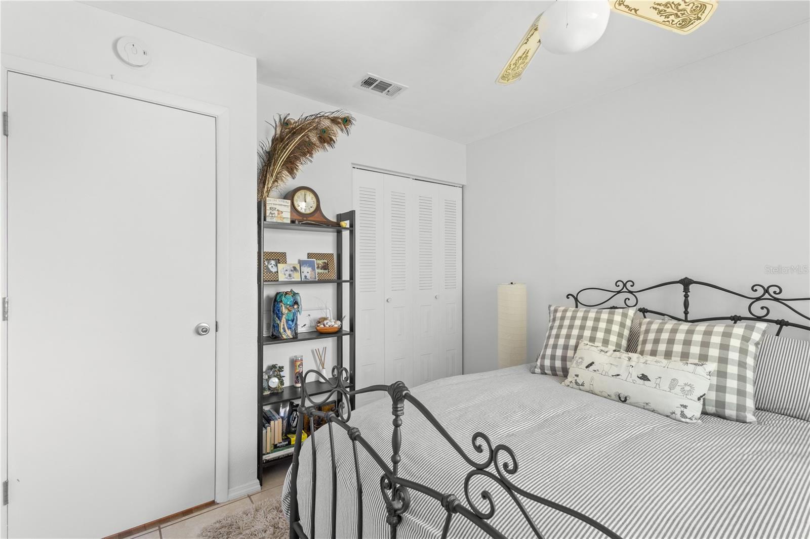 Image 20 of 37 For 6057 Myrtlewood Road