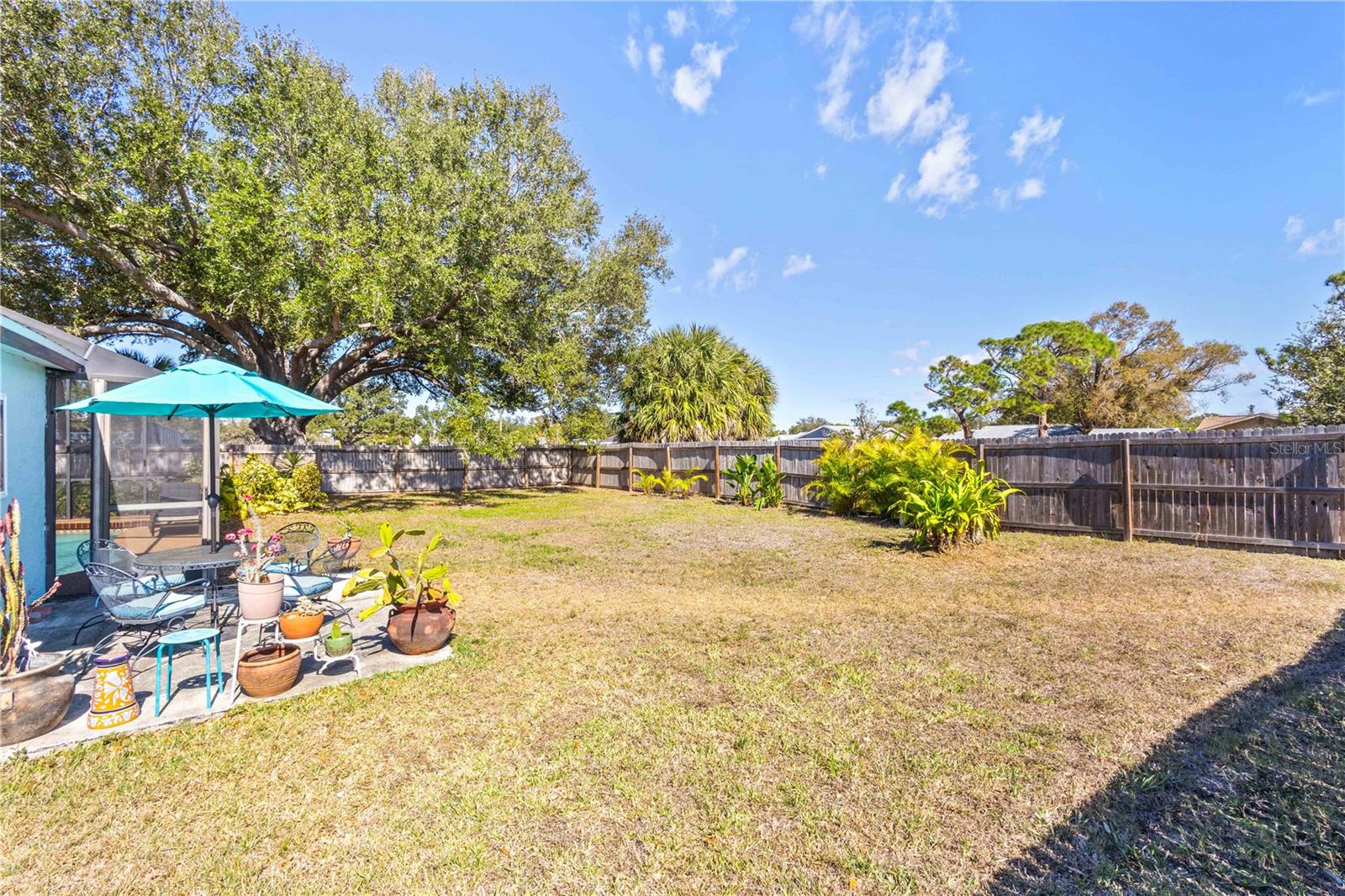 Image 26 of 37 For 6057 Myrtlewood Road