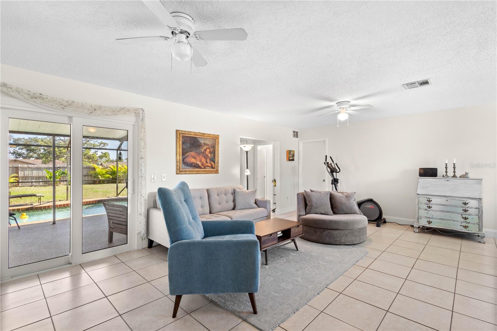 Image 5 of 37 For 6057 Myrtlewood Road