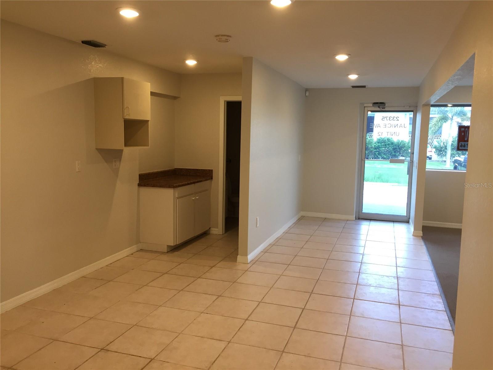 Image 4 of 11 For 23375 Janice Avenue 12