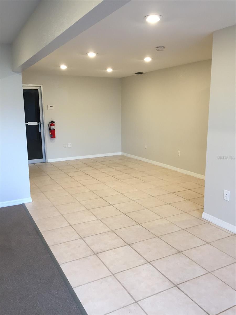 Image 5 of 11 For 23375 Janice Avenue 12