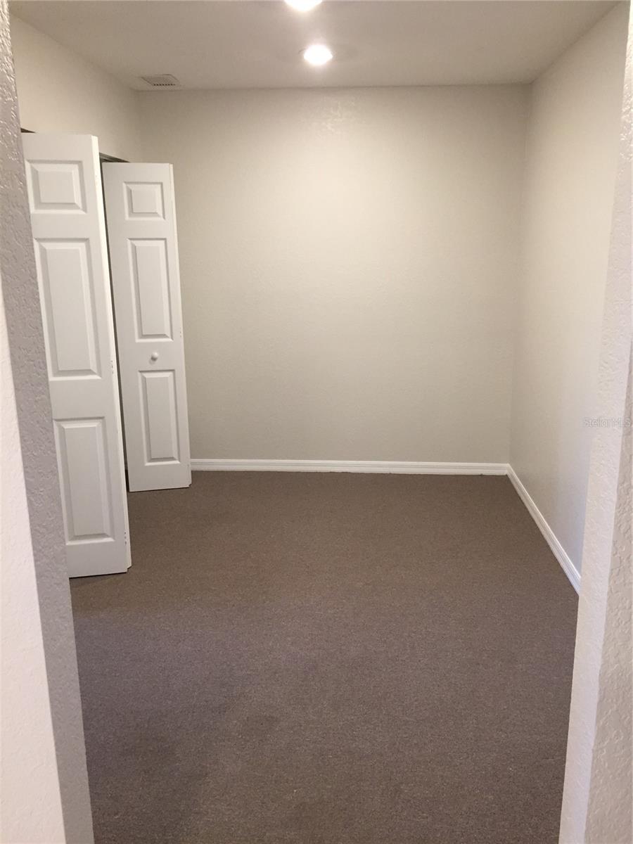 Image 7 of 11 For 23375 Janice Avenue 12