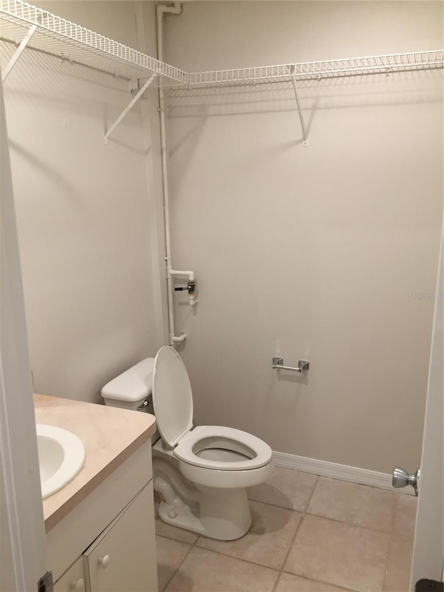 Image 8 of 11 For 23375 Janice Avenue 12