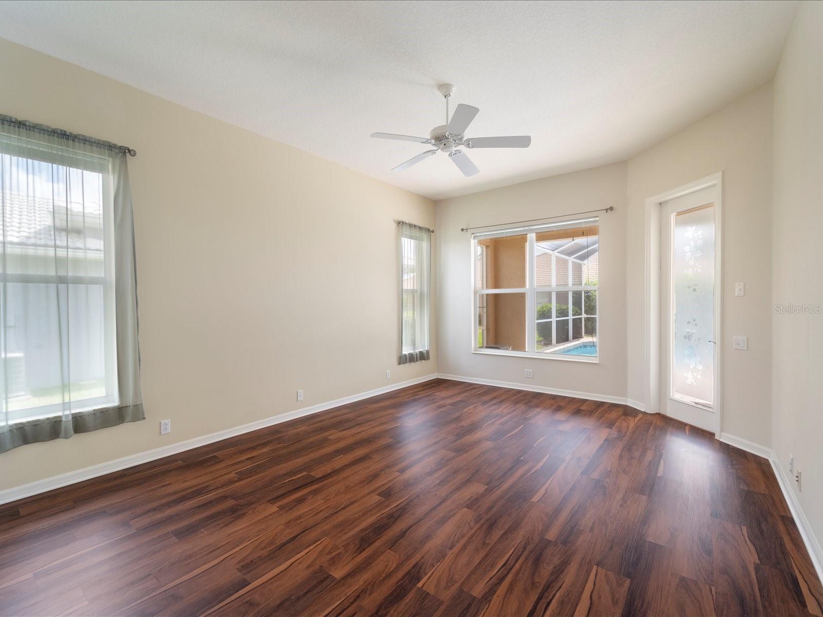 Image 23 of 51 For 857 Macaw Circle