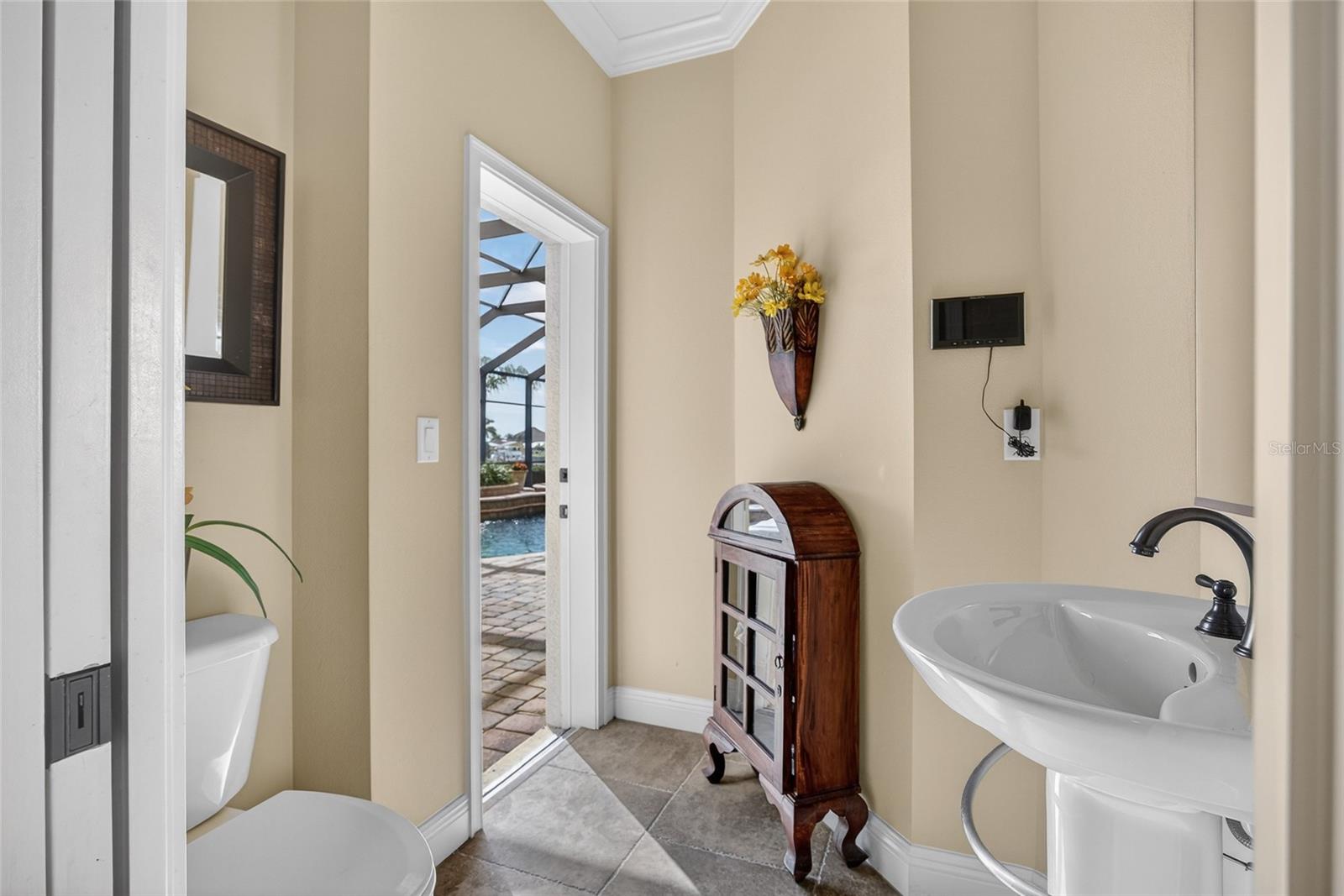 Image 29 of 54 For 19199 Almadyde Court