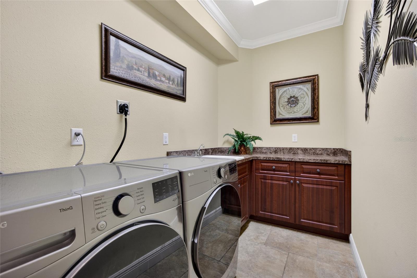 Image 30 of 54 For 19199 Almadyde Court