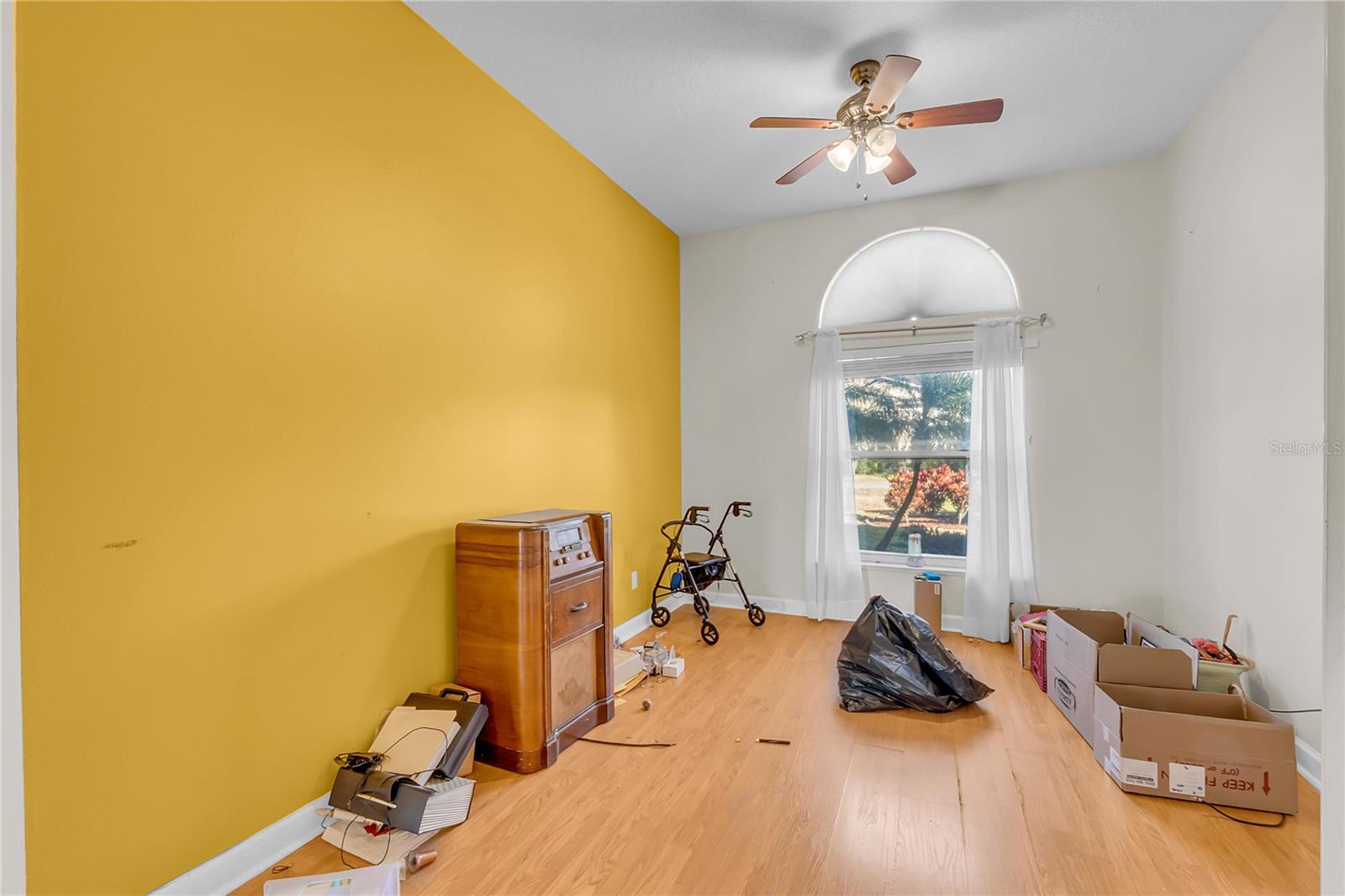 Image 10 of 69 For 3712 Mclean Avenue