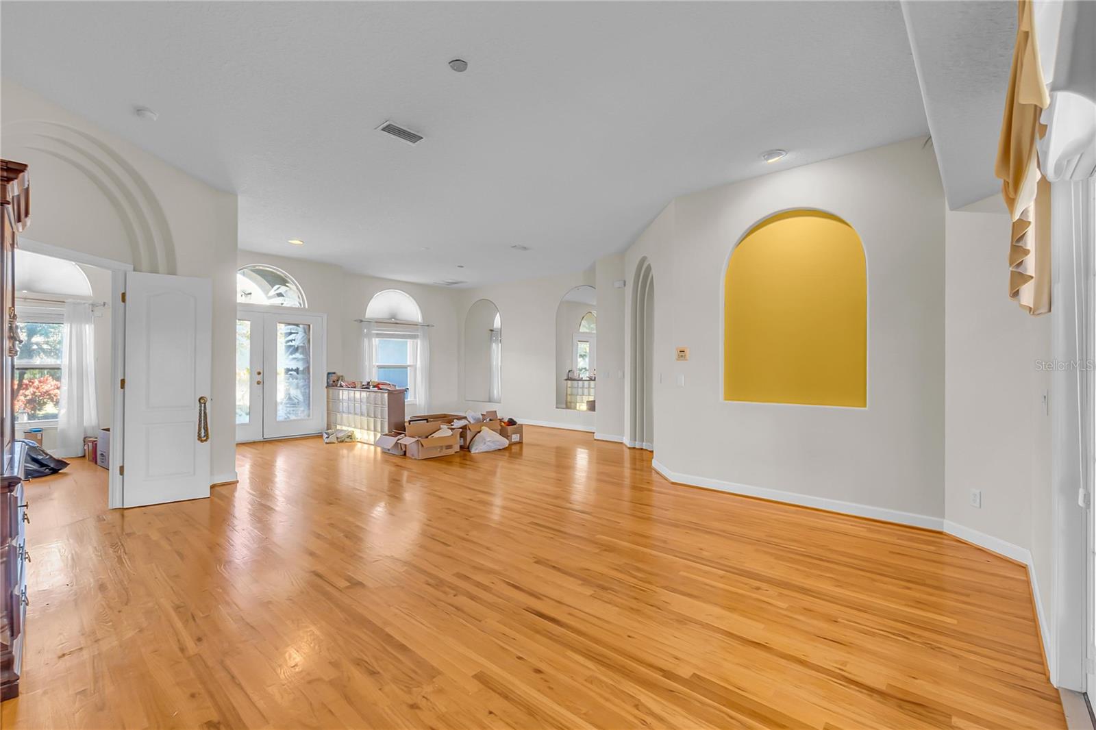 Image 13 of 69 For 3712 Mclean Avenue