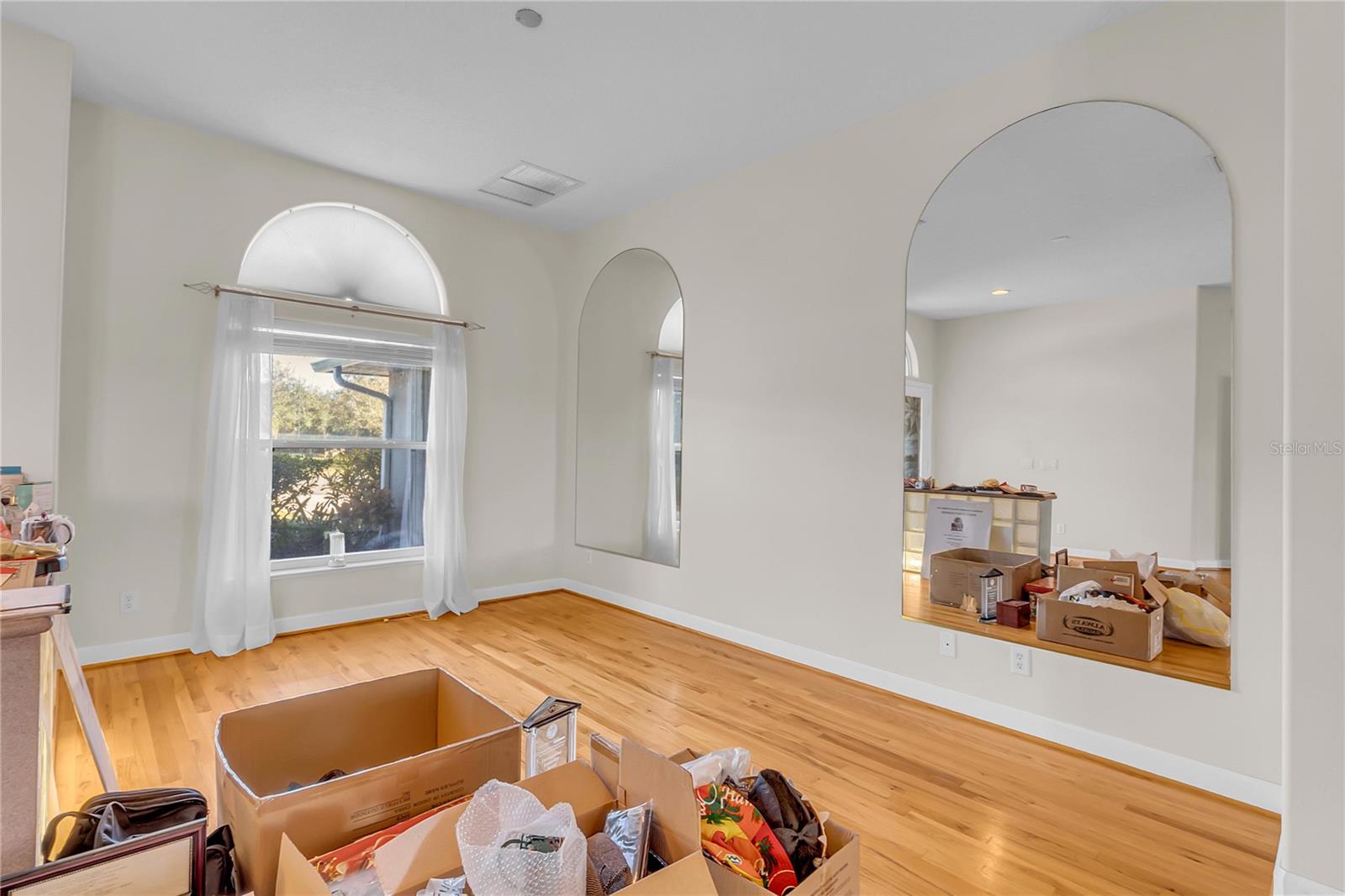 Image 15 of 69 For 3712 Mclean Avenue