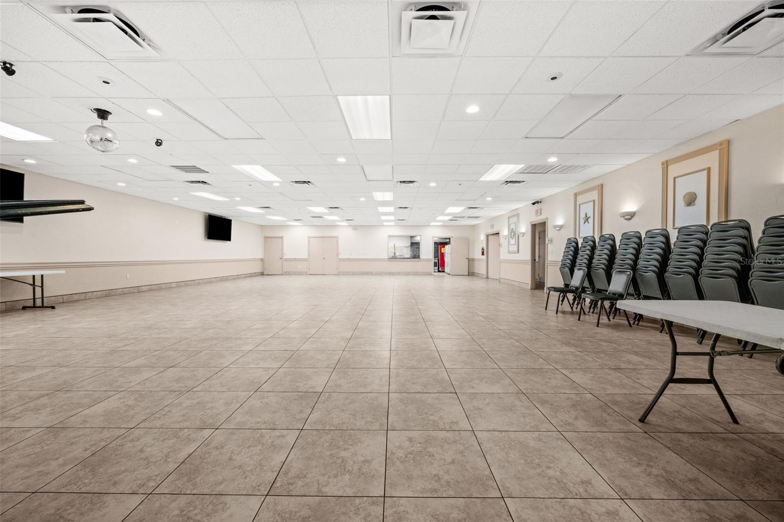 Image 14 of 49 For 917 47th Terrace