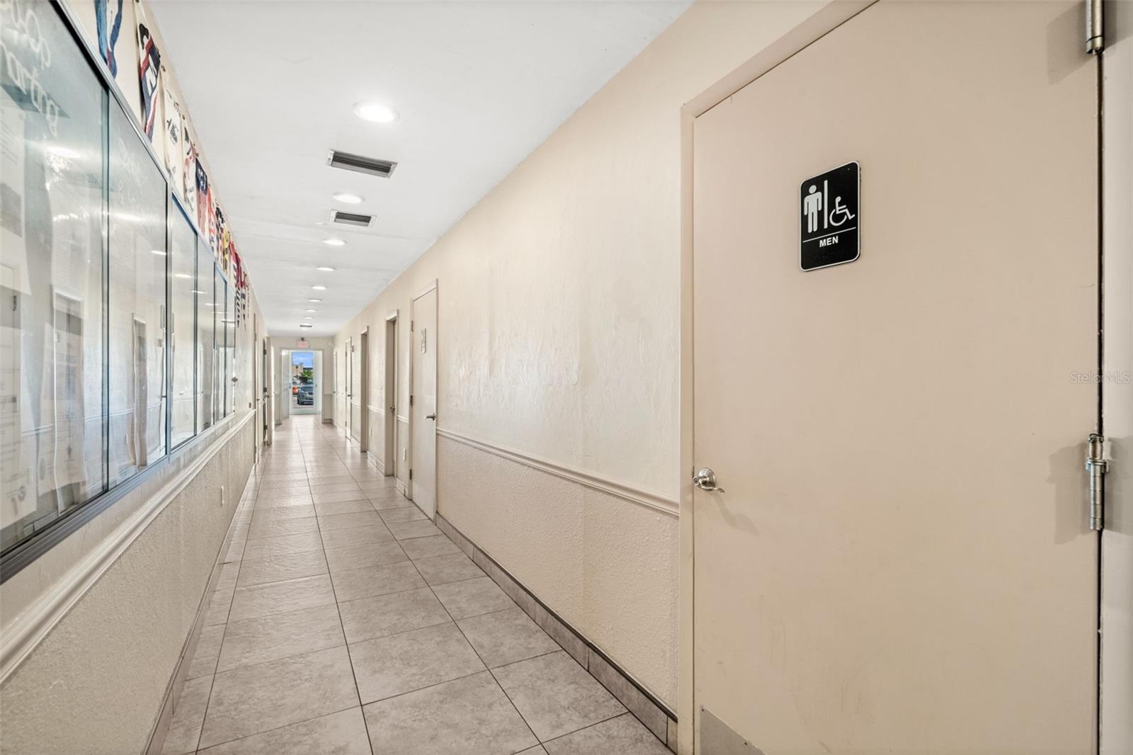 Image 26 of 49 For 917 47th Terrace