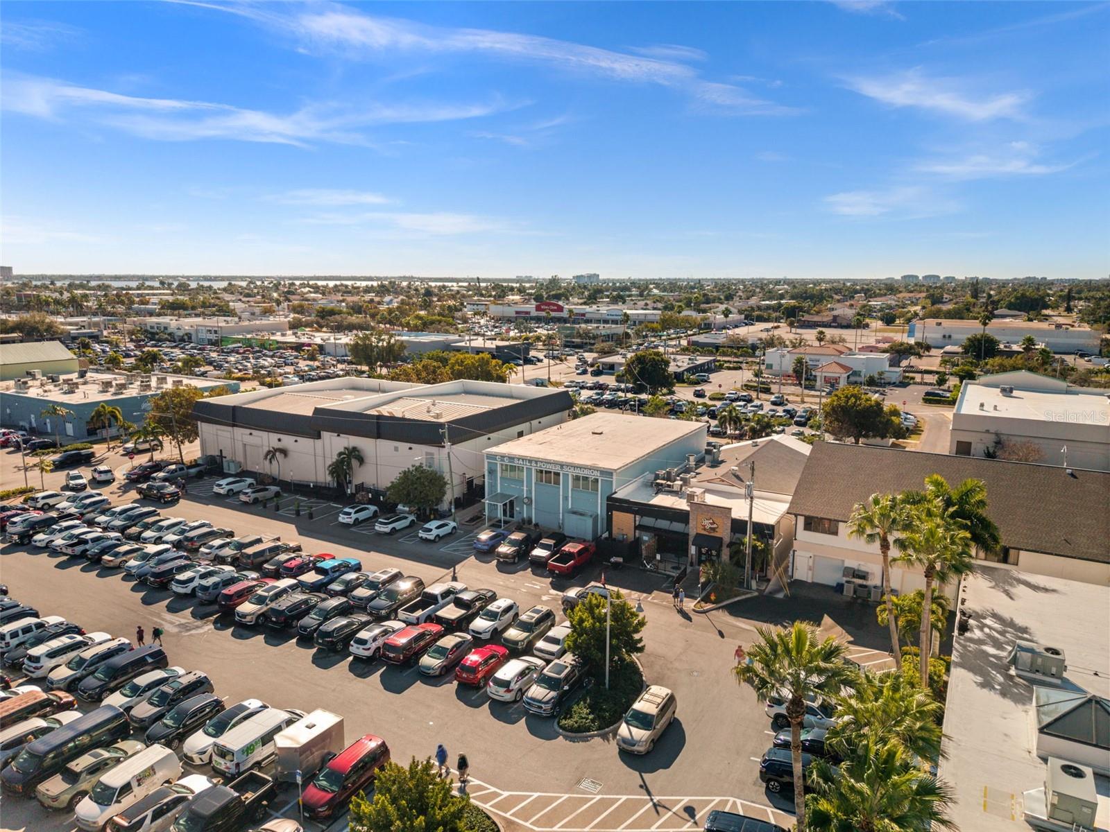 Image 44 of 49 For 917 47th Terrace