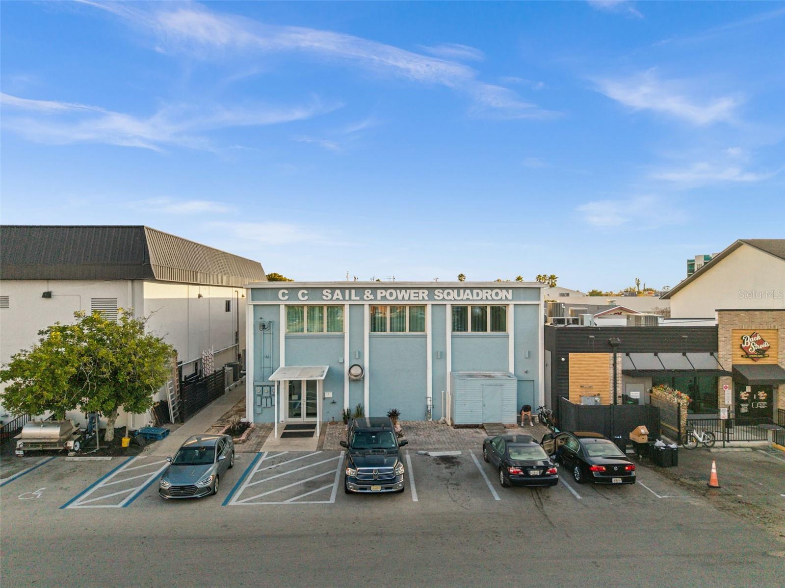 Image 46 of 49 For 917 47th Terrace