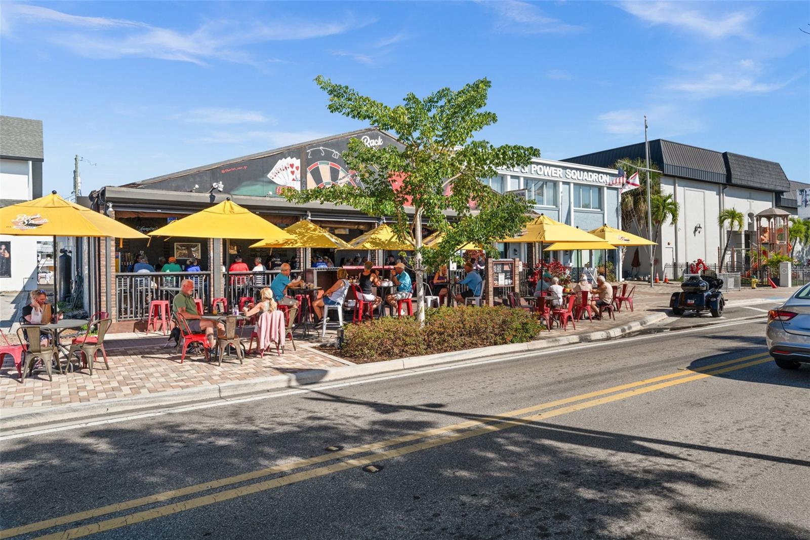 Image 47 of 49 For 917 47th Terrace