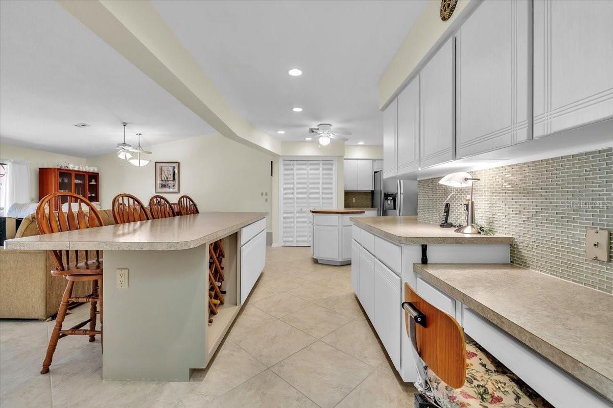 Image 15 of 69 For 262 Lido Drive