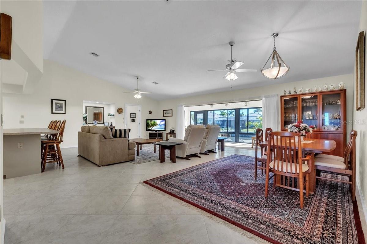 Image 7 of 69 For 262 Lido Drive