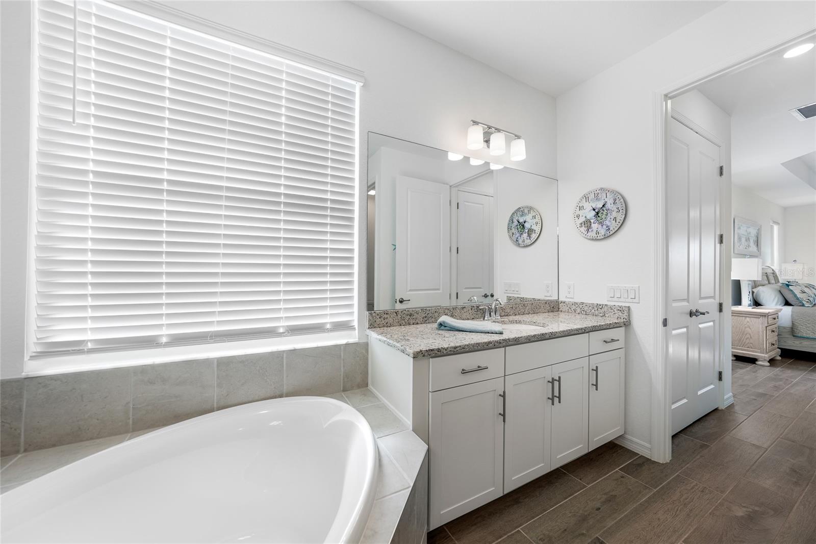 Image 23 of 55 For 15023 Black Cherry Way