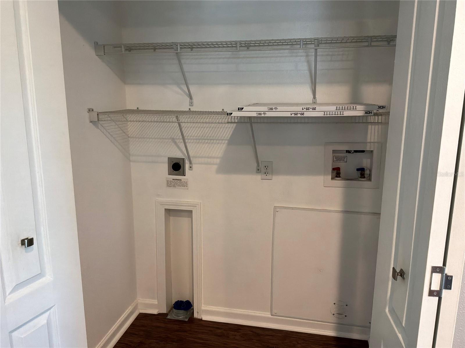 Image 21 of 32 For 701 Aqui Esta Drive 175