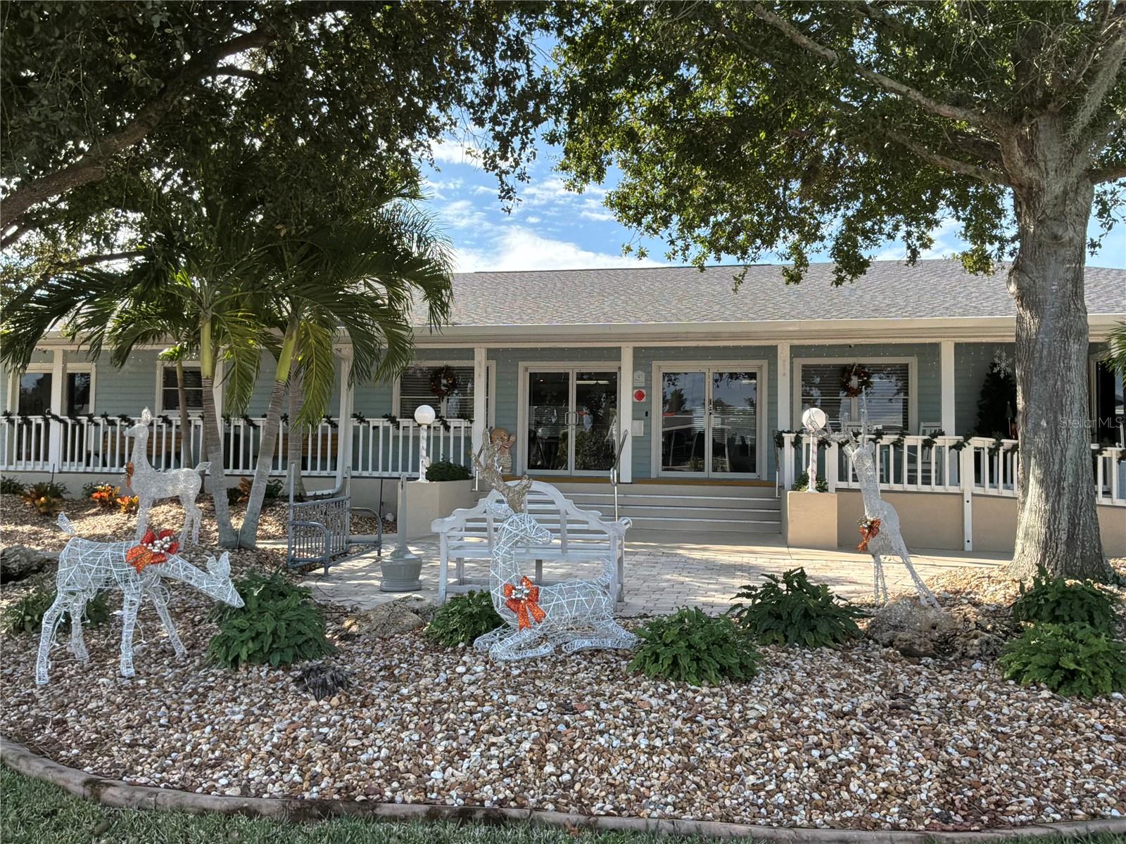 Image 23 of 32 For 701 Aqui Esta Drive 175