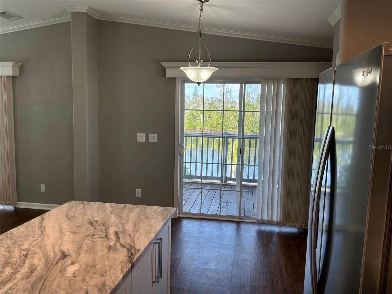 Image 5 of 32 For 701 Aqui Esta Drive 175