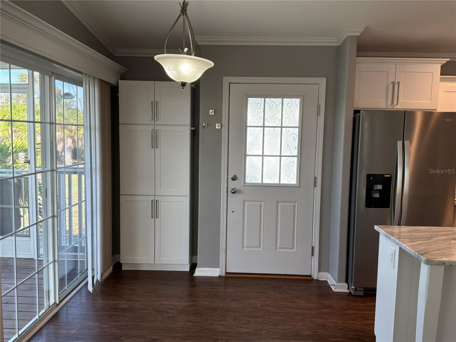 Image 7 of 32 For 701 Aqui Esta Drive 175