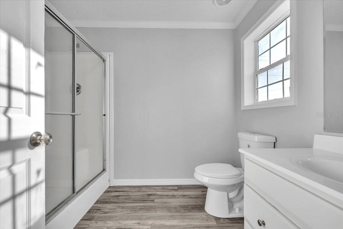 Image 16 of 30 For 2610 Clyde Avenue