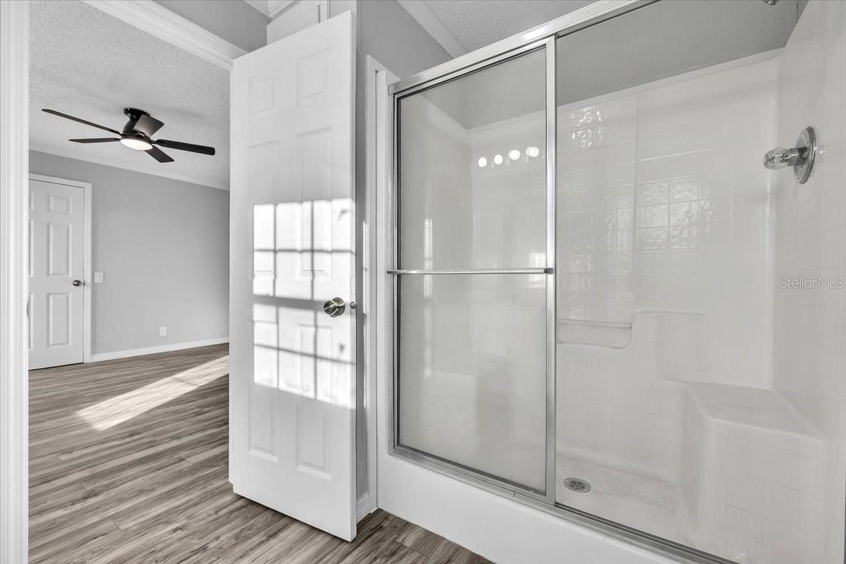 Image 17 of 30 For 2610 Clyde Avenue