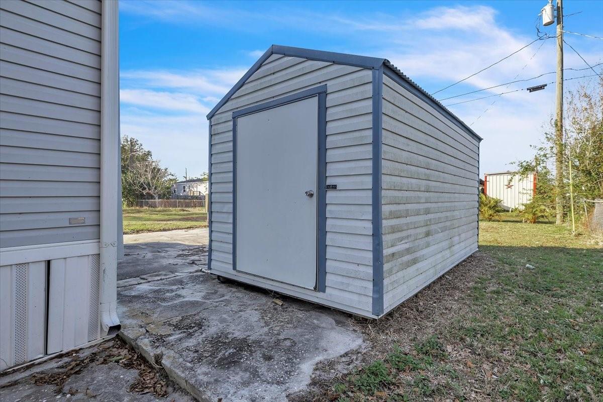 Image 26 of 30 For 2610 Clyde Avenue