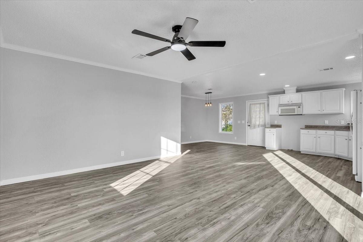 Image 5 of 30 For 2610 Clyde Avenue