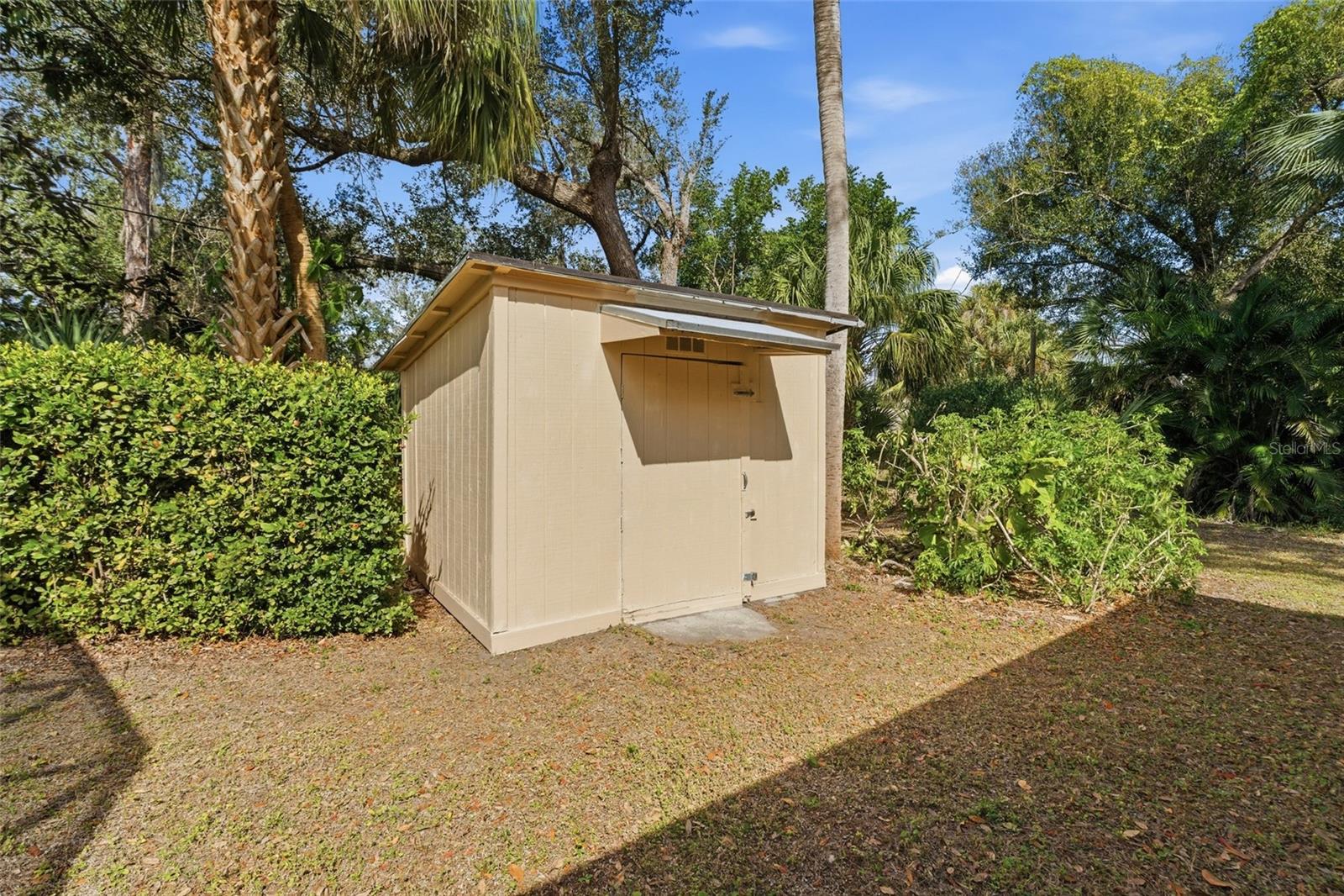 Image 47 of 49 For 21230 Covington Avenue