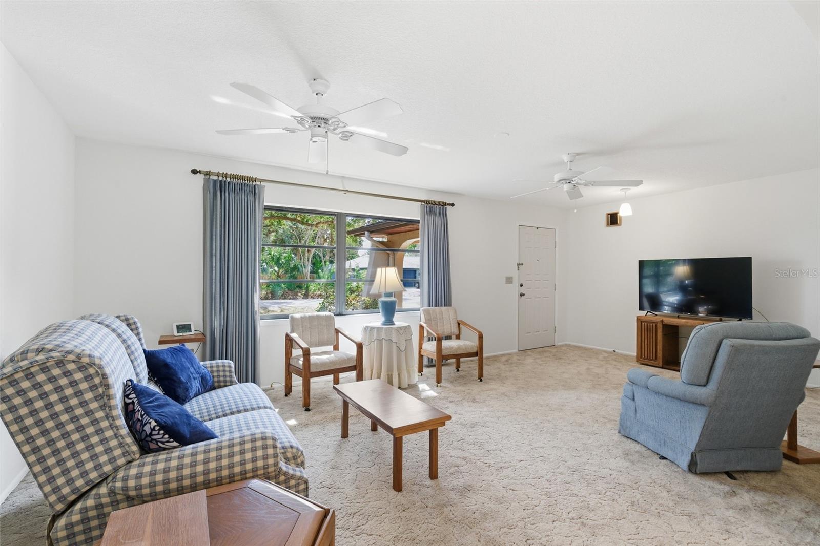 Image 8 of 49 For 21230 Covington Avenue