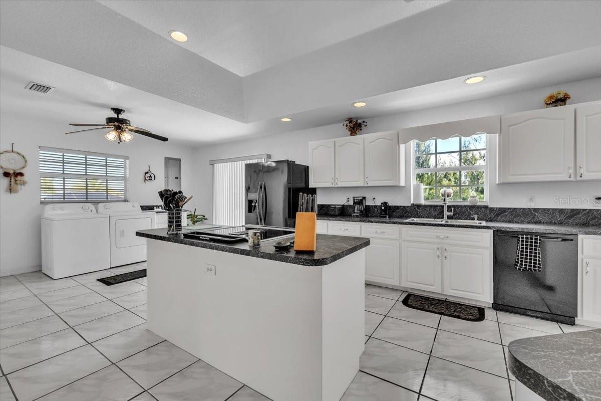 Image 10 of 52 For 3900 Colony Court