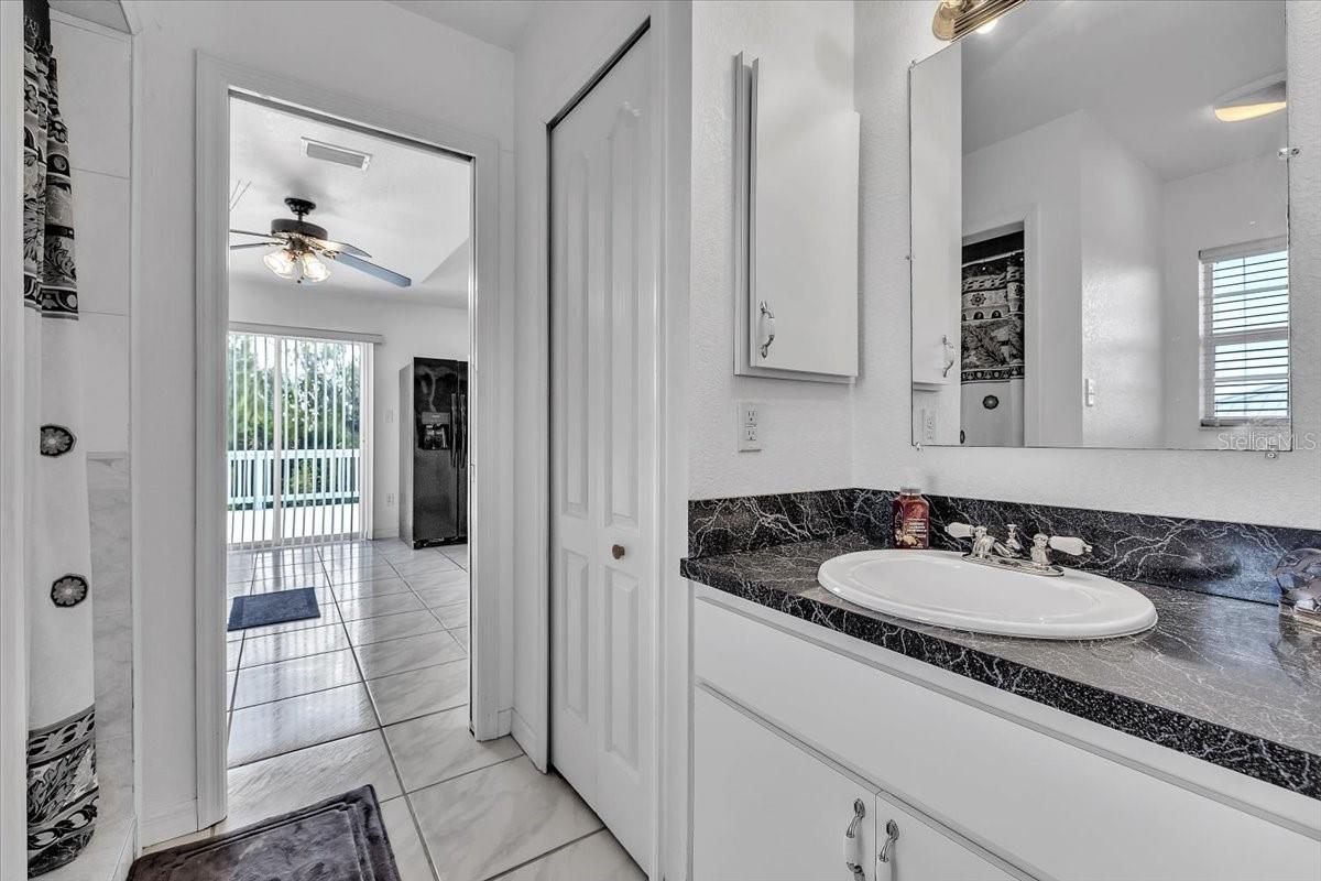 Image 24 of 52 For 3900 Colony Court