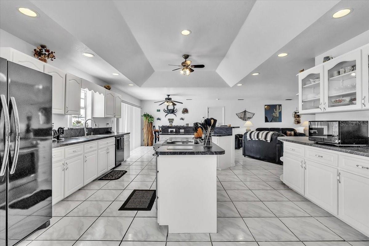 Image 8 of 52 For 3900 Colony Court