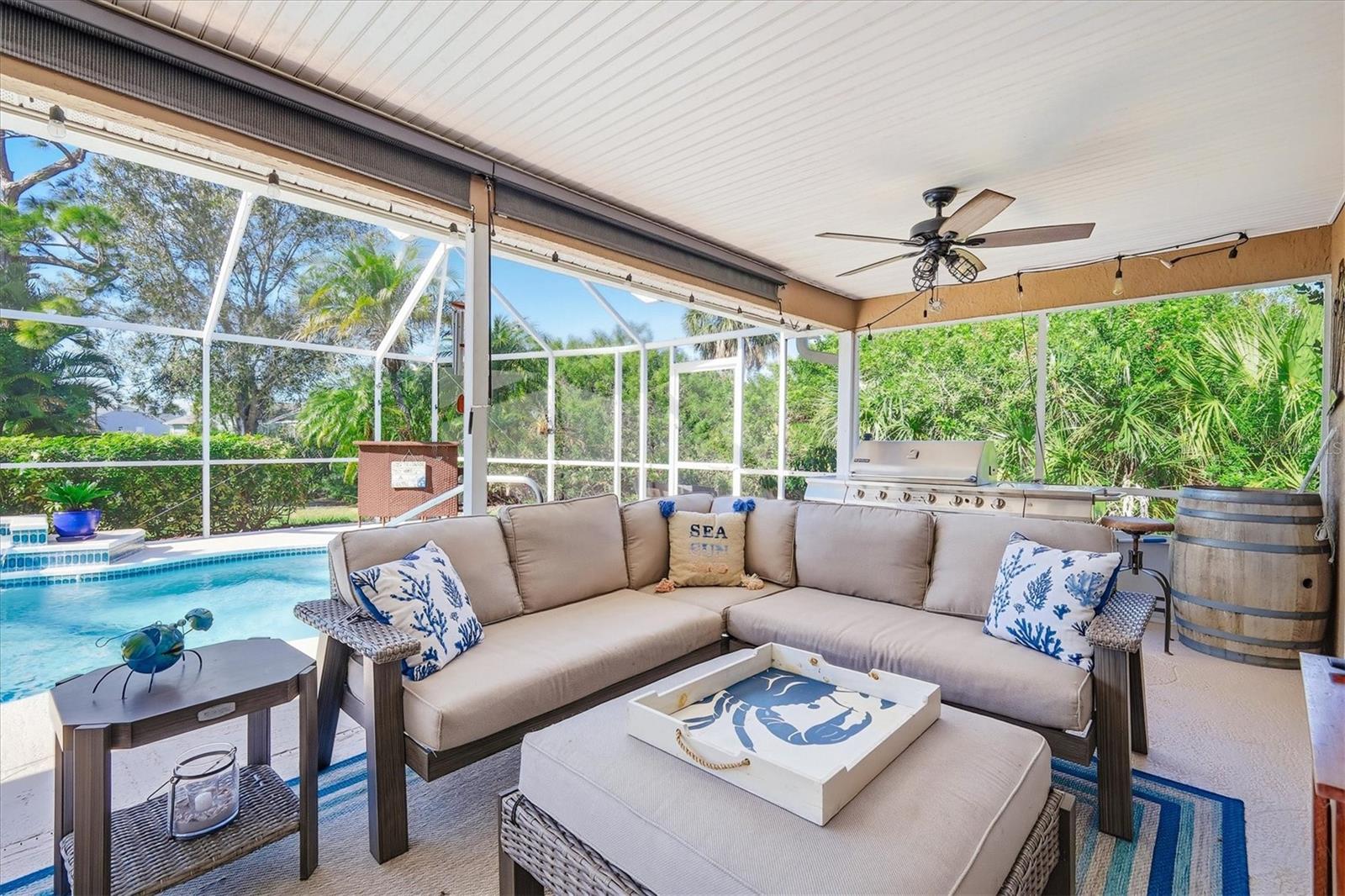 Image 31 of 54 For 387 Viceroy Terrace