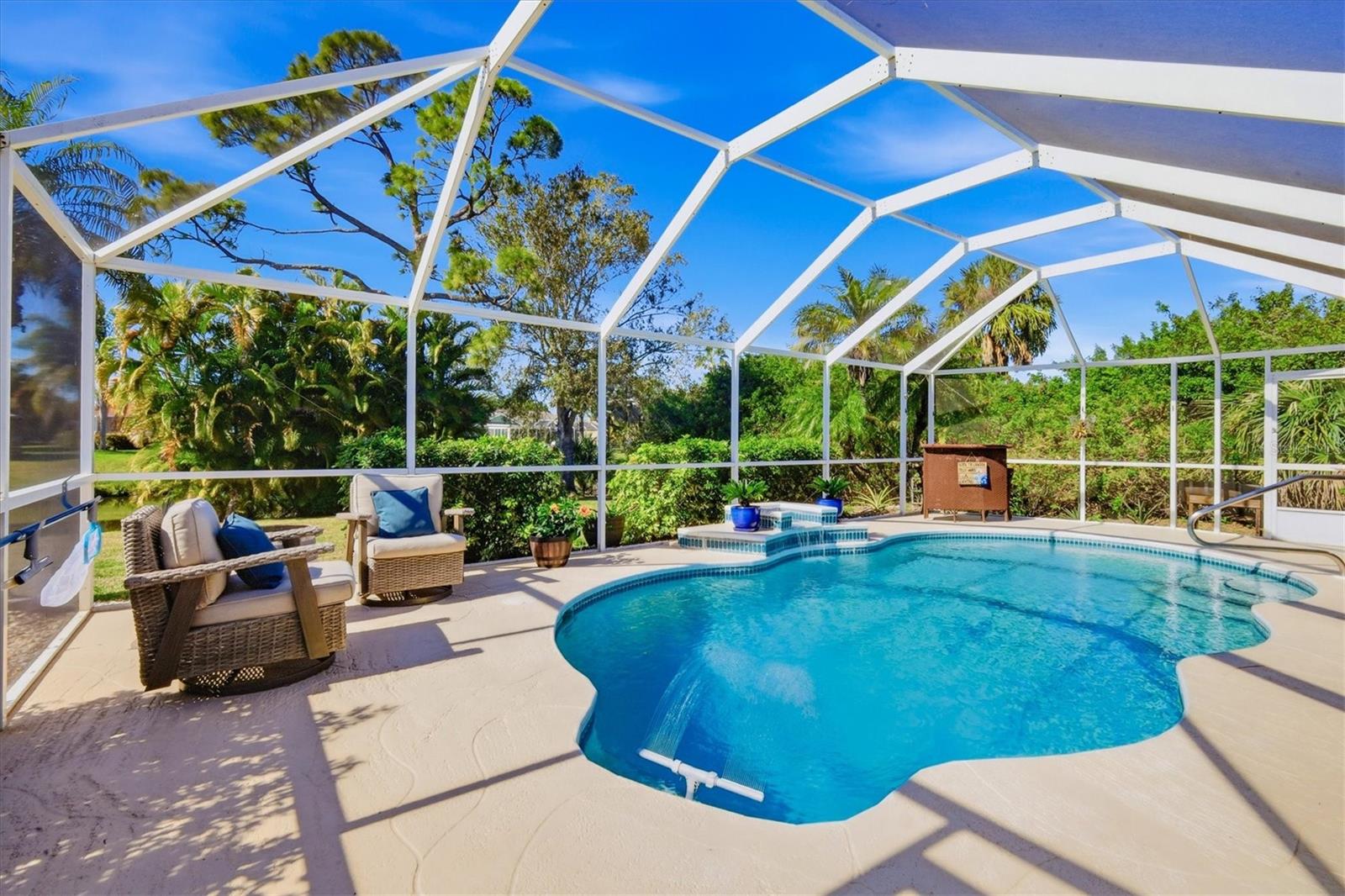 Image 34 of 54 For 387 Viceroy Terrace