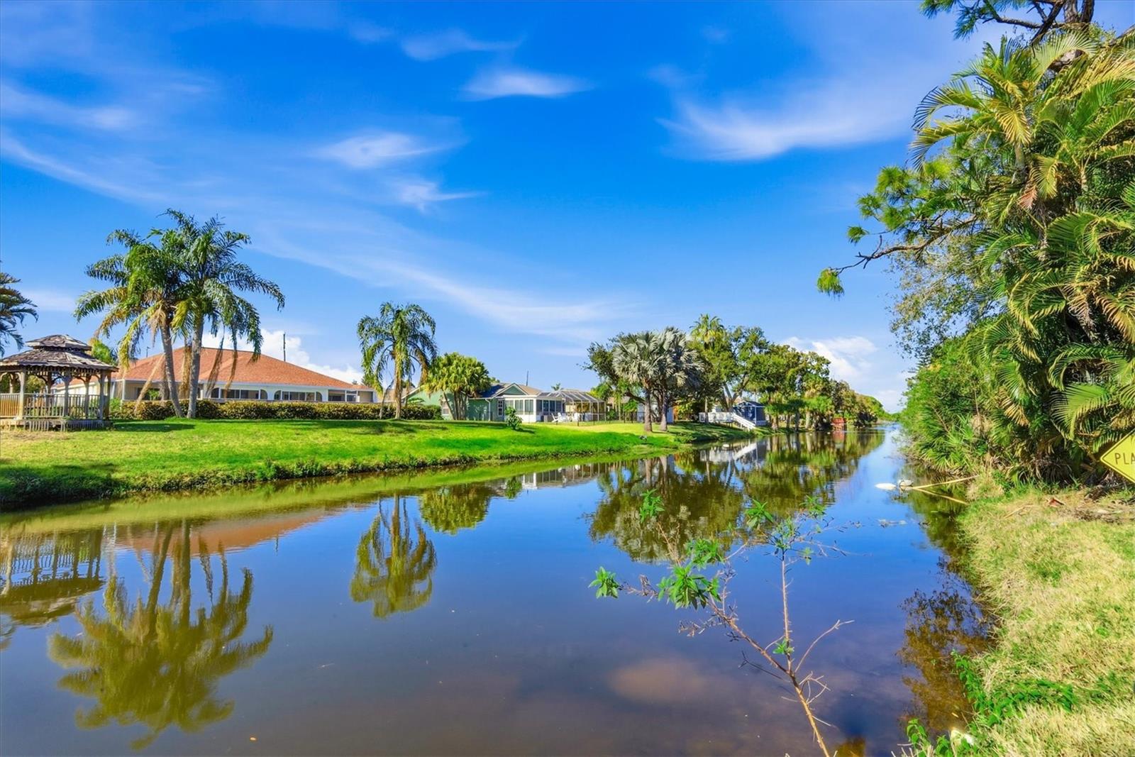 Image 46 of 54 For 387 Viceroy Terrace