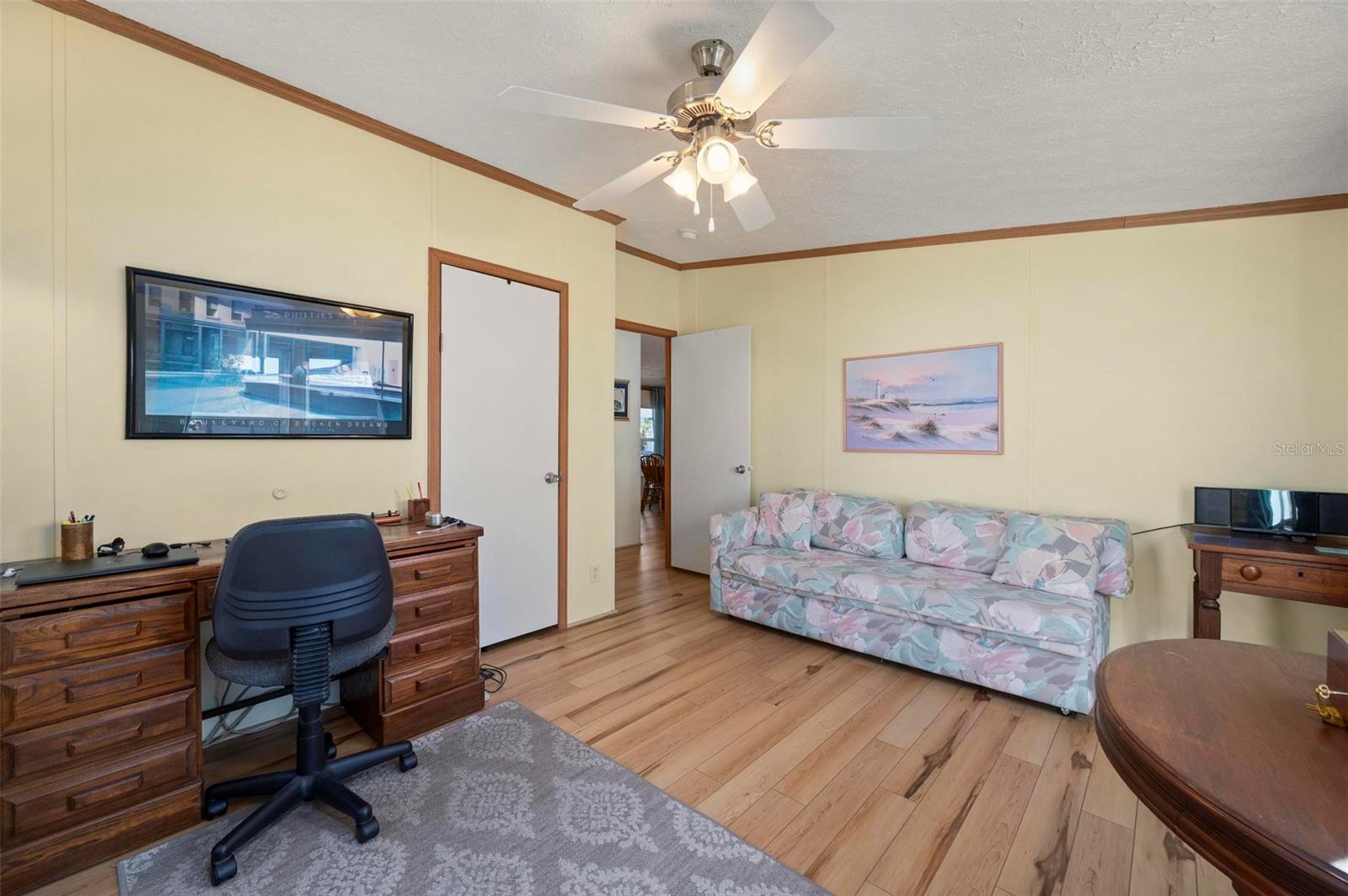 Image 25 of 61 For 1000 Kings Highway 398