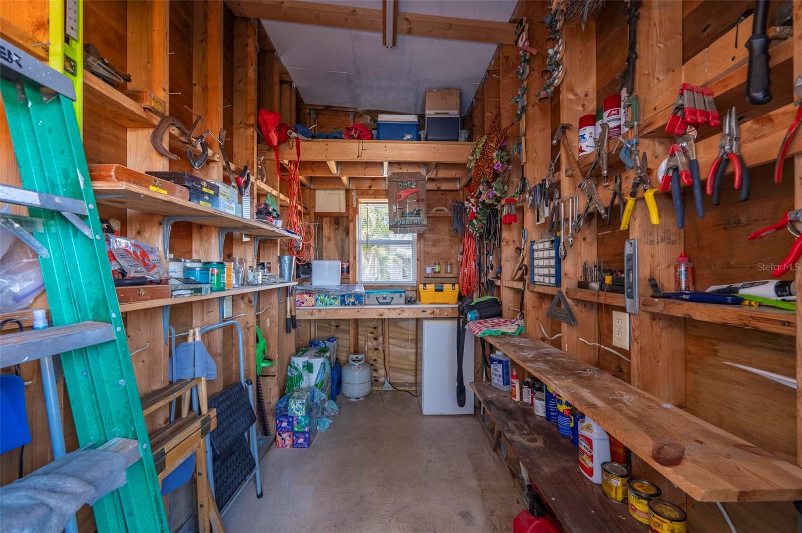 Image 27 of 61 For 1000 Kings Highway 398