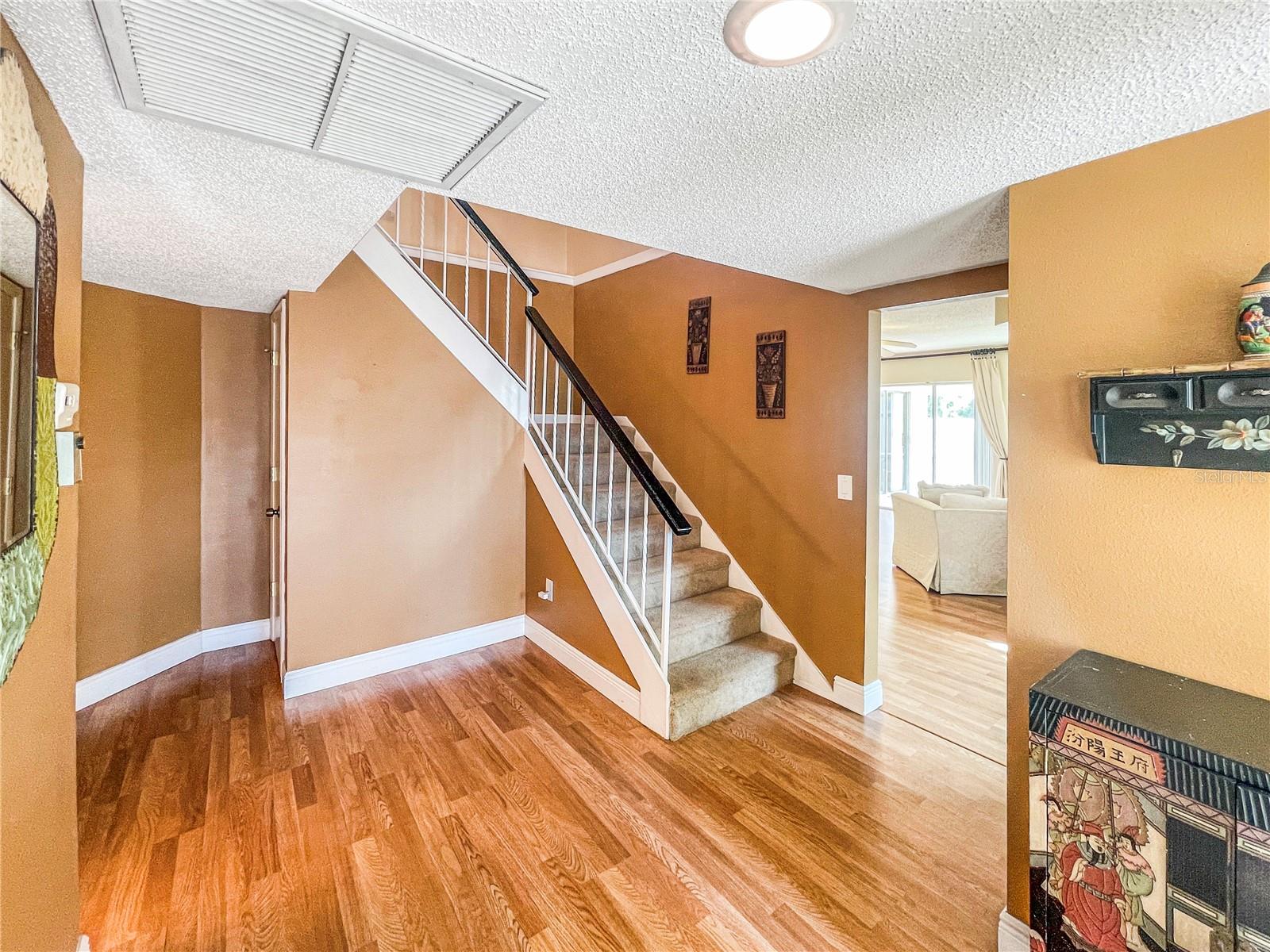 Image 3 of 22 For 3110 Magdalina Drive